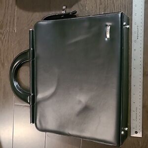 Vintage black leather bag